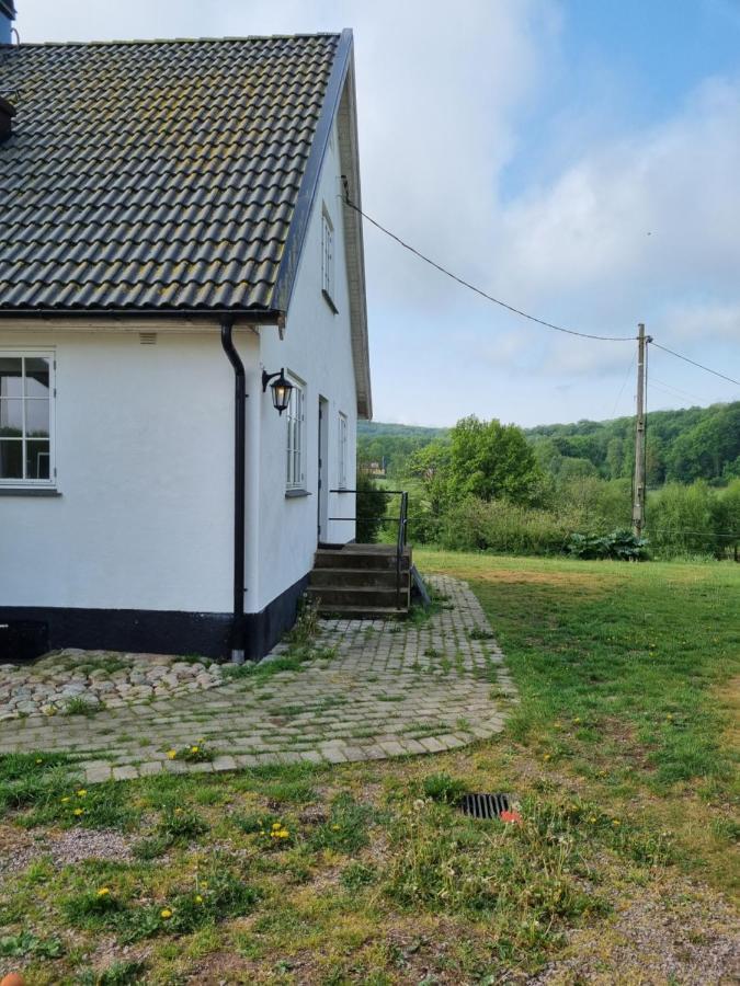 Apartamento Laegenhet Pa Haestgard Ljungbyhed Exterior foto